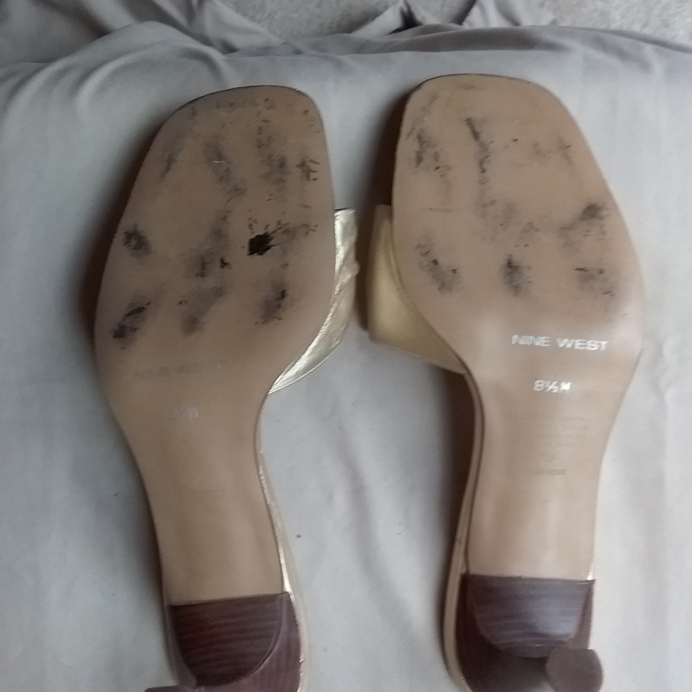 Shoes - Picture 3 of 3